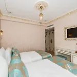 Hotel 1453